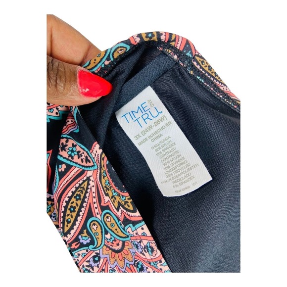 Time and Tru Women's Plus High Neck Keyhole Bikini Top Swimwear Size 3X - Picture 4 of 5